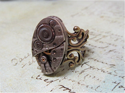 Steampunk ring - Ovoid - Steampunk jewelry made with real vintage watch parts